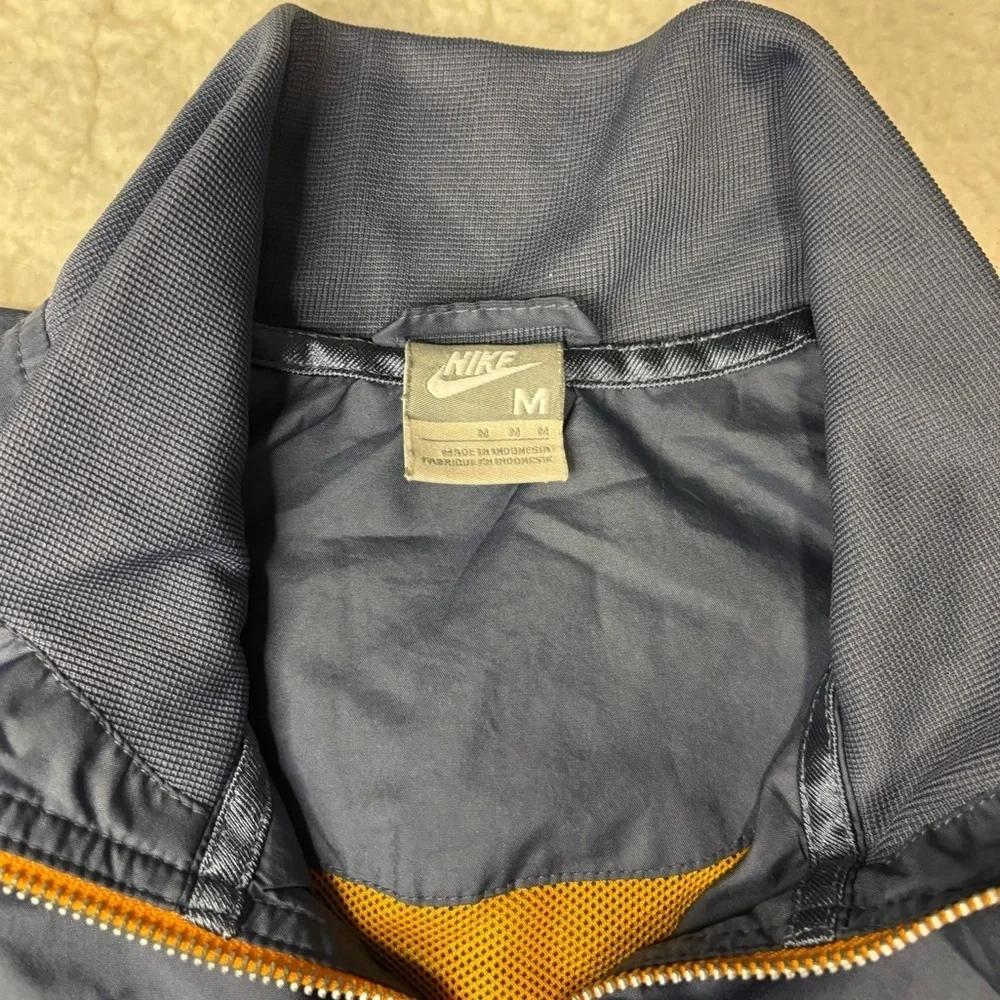 Nike gently used